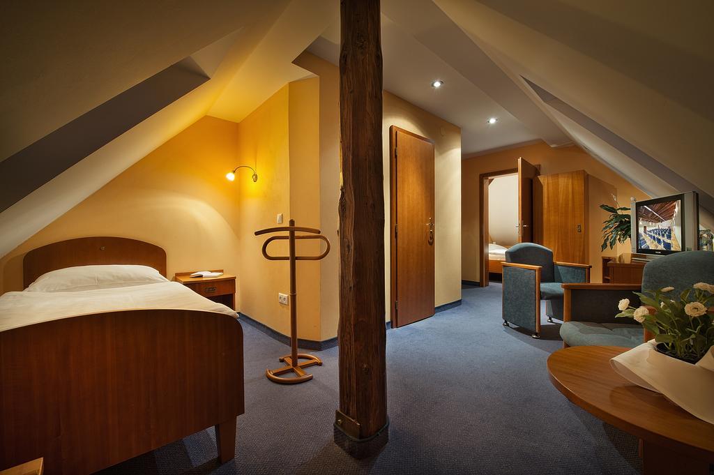 Fara Rancirov Hotel Jihlava Room photo